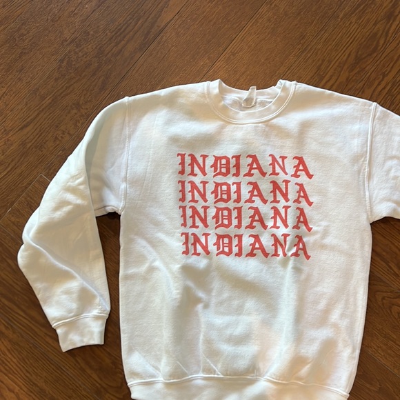 Indiana University Crewneck - Picture 3 of 3
